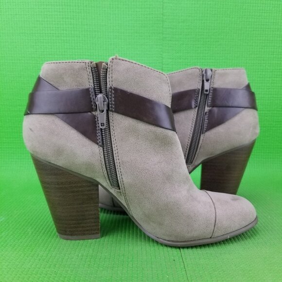 ✅Carlos Santana HARVEST Side Zip Heeled Western Ankle Booties Womens 7.5M Buckle - Picture 9 of 10